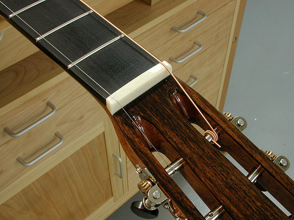 Slotting Nut for E Strings