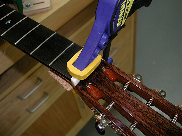 Gluing Nut